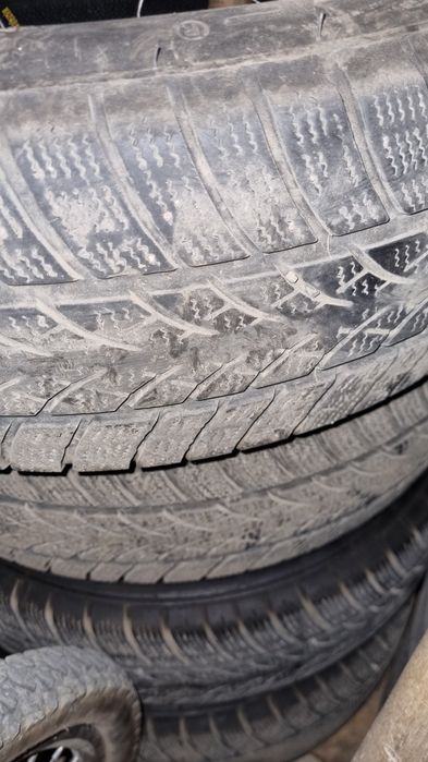 Шины зимние на Hyunda Elantra