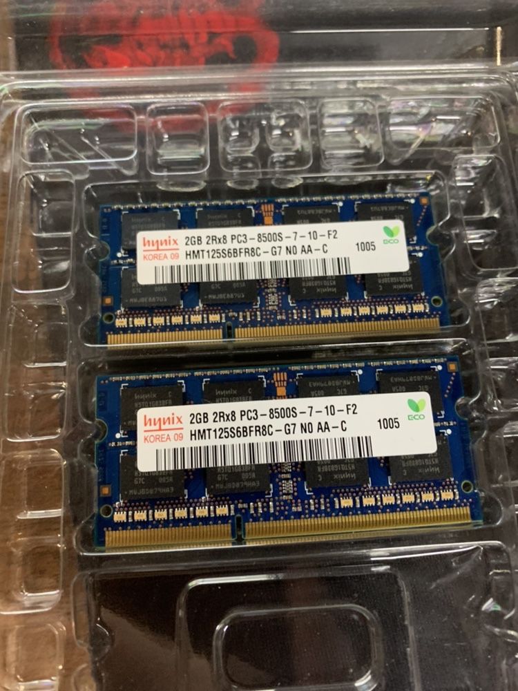 2x Placa RAM pentru MAC hynix 2GB 2Rx8 PC3-8500S-7-10-F2