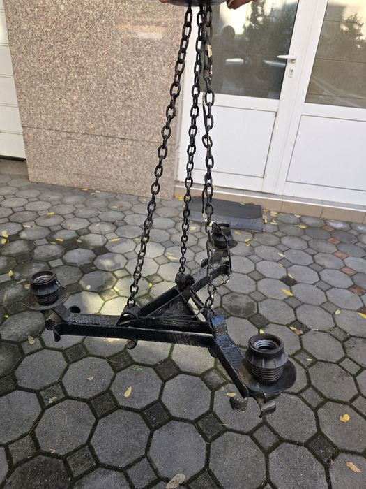 Полюлей ковано желязо