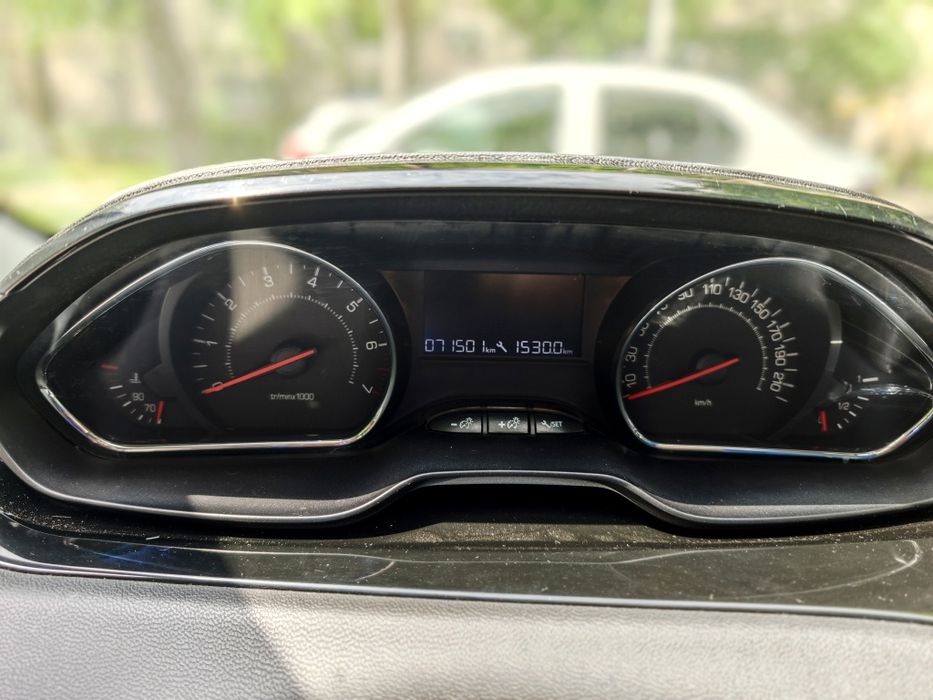 Peugeot 208 / Doar 71.500 KM - Primul Proprietar de Noua