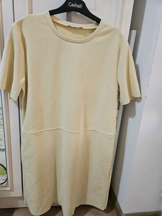 Рокли на Зара различни