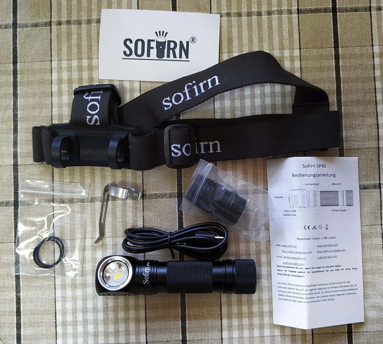 Качественный налобный (универсальный) фонарик Sofirn SP40