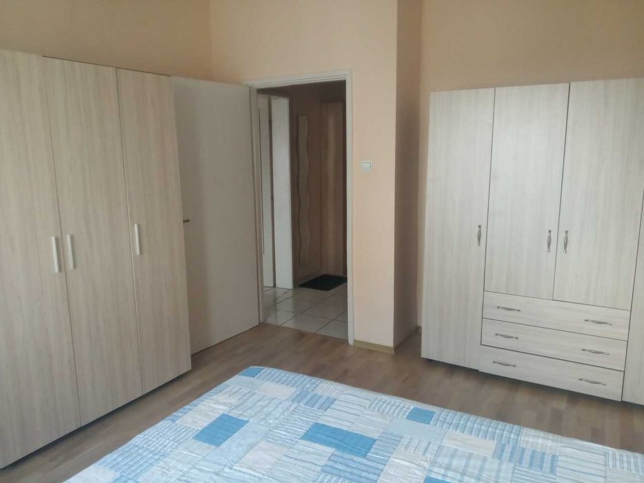 под наем 2-стаен в жк Лагера