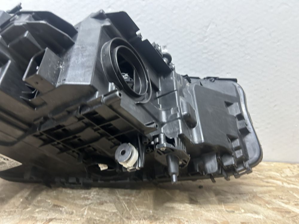 Far bmw G30 G31 seria 5 full led 2017-2020 stanga