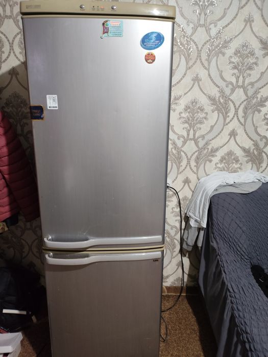 Срочно продам холодильник