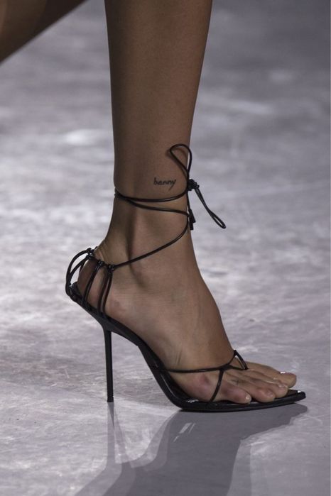 Модели на мини тату