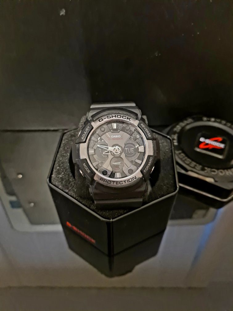 G-Shock ga-200-1