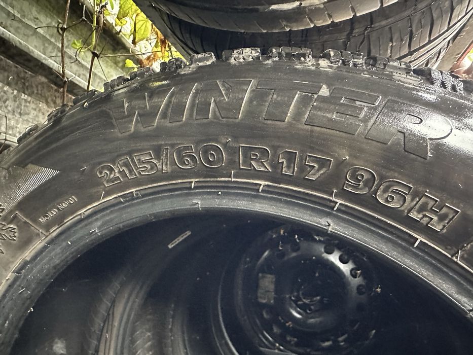 Зимни гуми 215 60 R17