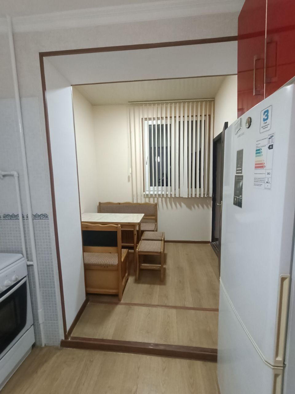 Продаю свою 1 комнатную квартиру Юнусабад 4 кв Сезам