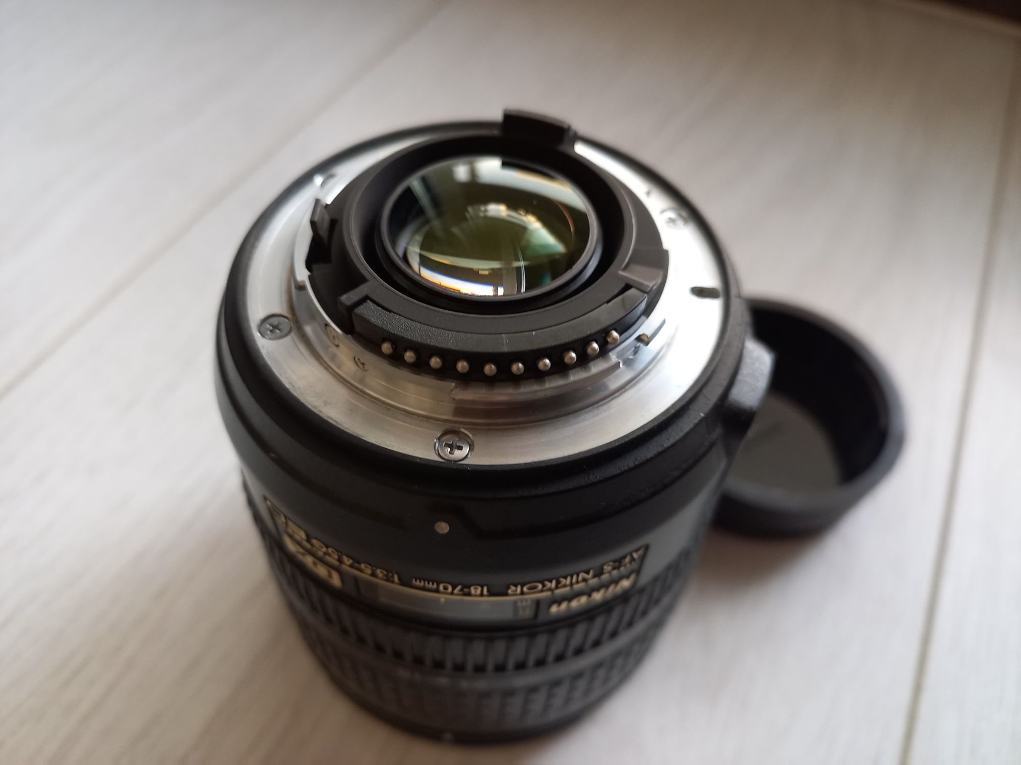 Nikon 18-70mm f/3.5-4.5 G IF ED AF- S DX