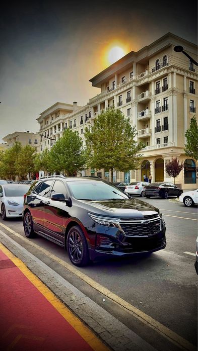 Chevrolet Equinox 2022 год, цвет черный