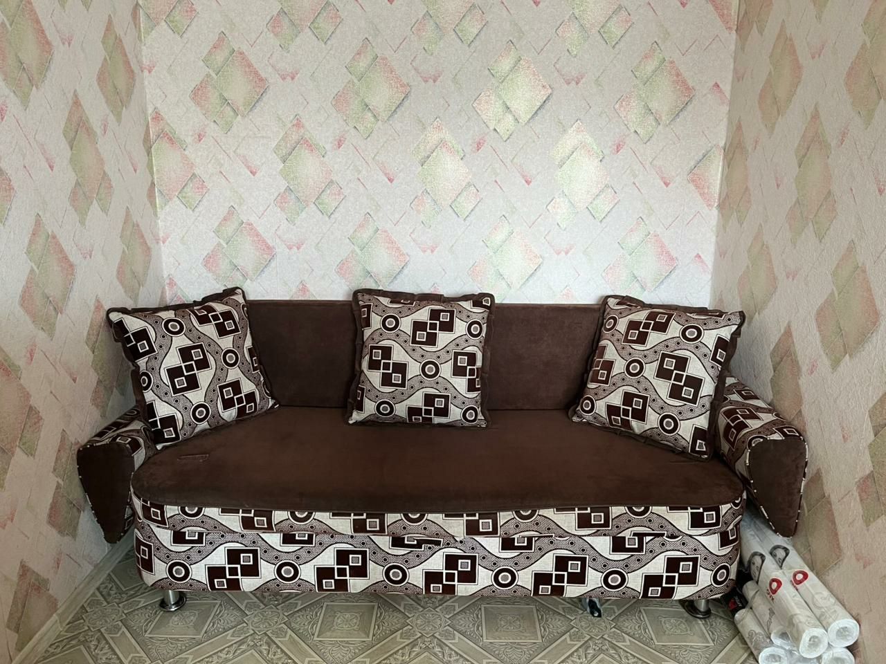 Продается  диван