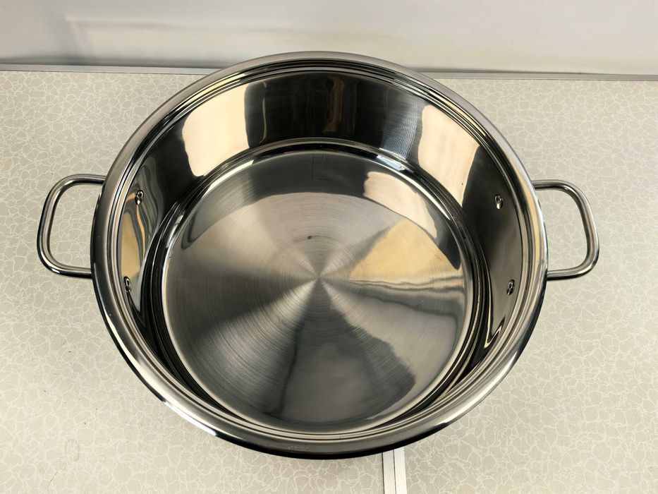 Cratita inox 34 cm 12 litri cu capac sticla 220 lei