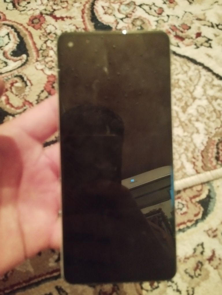 samsungA21c xotira 32 tali