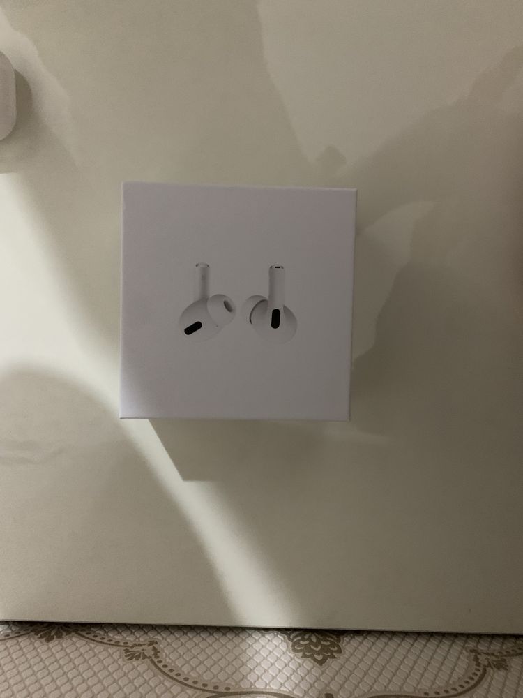 AirPods про в белом цвете понимаем только каспи или налом