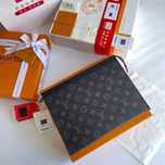 чанта Louis Vuitton Pochette Voyage