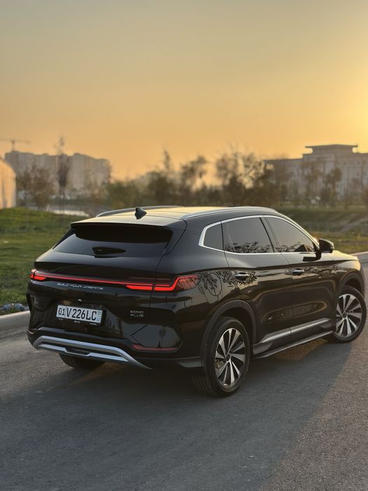 BYD champion 150 Gbrid Full 2024 Qora