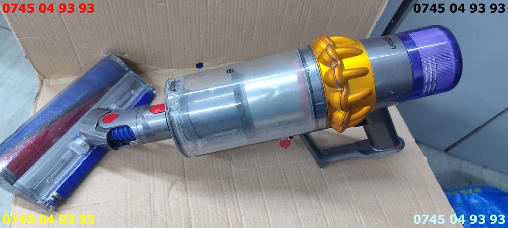 aspirator Dyson V15 cu perie electrica nu stiu starea lui nu am alimen