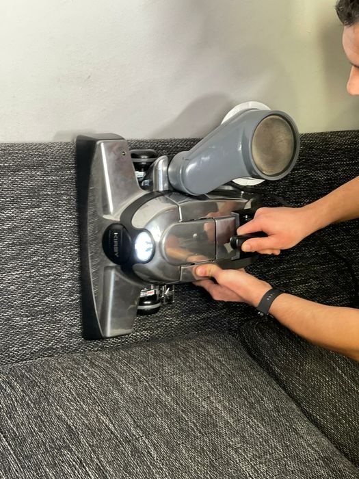 Aspirat si spalat saltea, canapea si mocheta cu Kirby