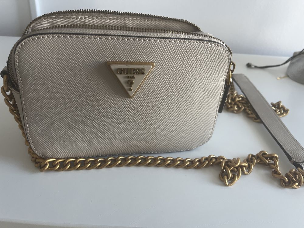 Geanta Guess Crossbody