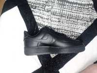 Vand Adidasi Nike Air Force 1/ Factura in privat