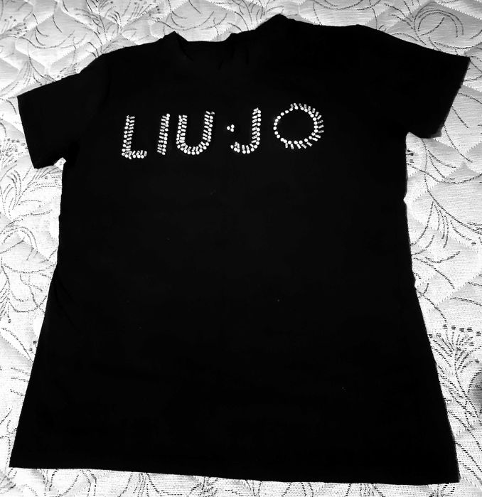 Тениски и блузи размер S-M - къс ръкав