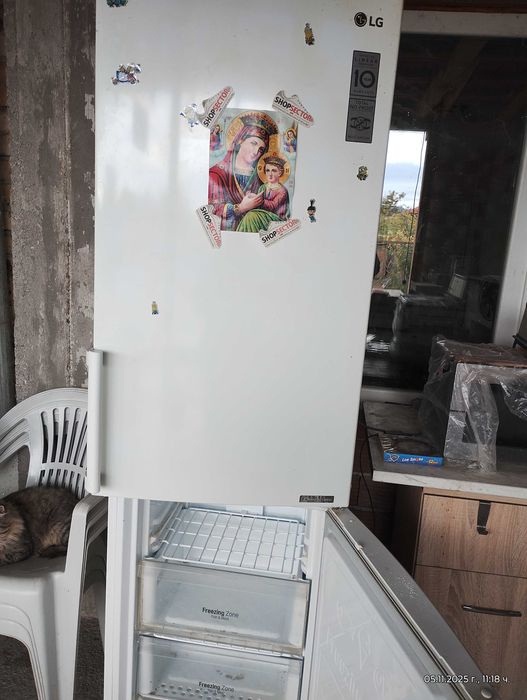 Хладилник  с фризер LG