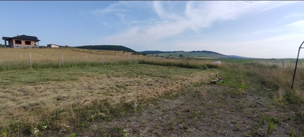 Vând teren intravilan ernei 900 m PUZ