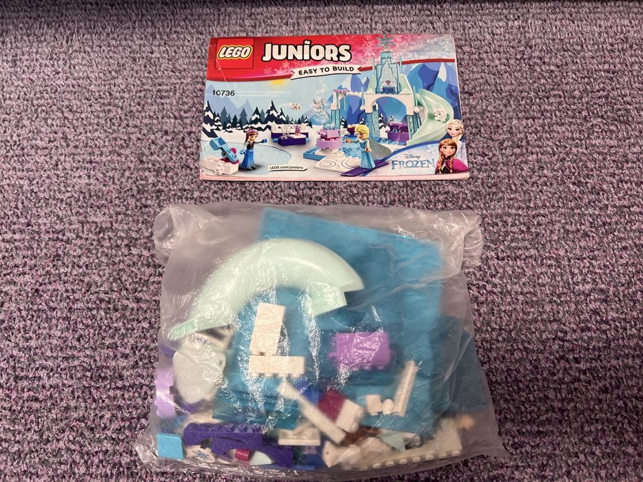 Lego 10736 Anna si Elsa la locul de joaca, Ca NOU