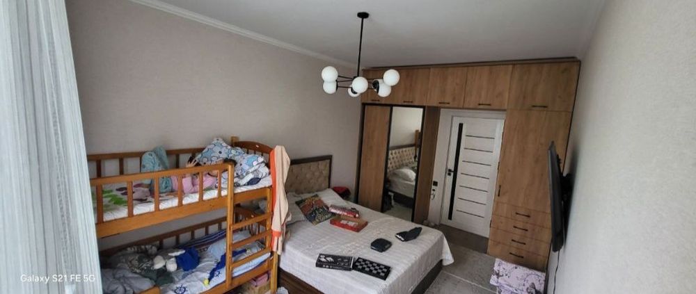 Продаю квартиру 3Х комнатную.