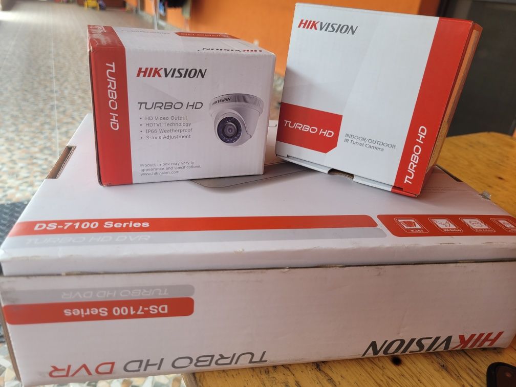 Kit Hikvision  camere supraveghiere