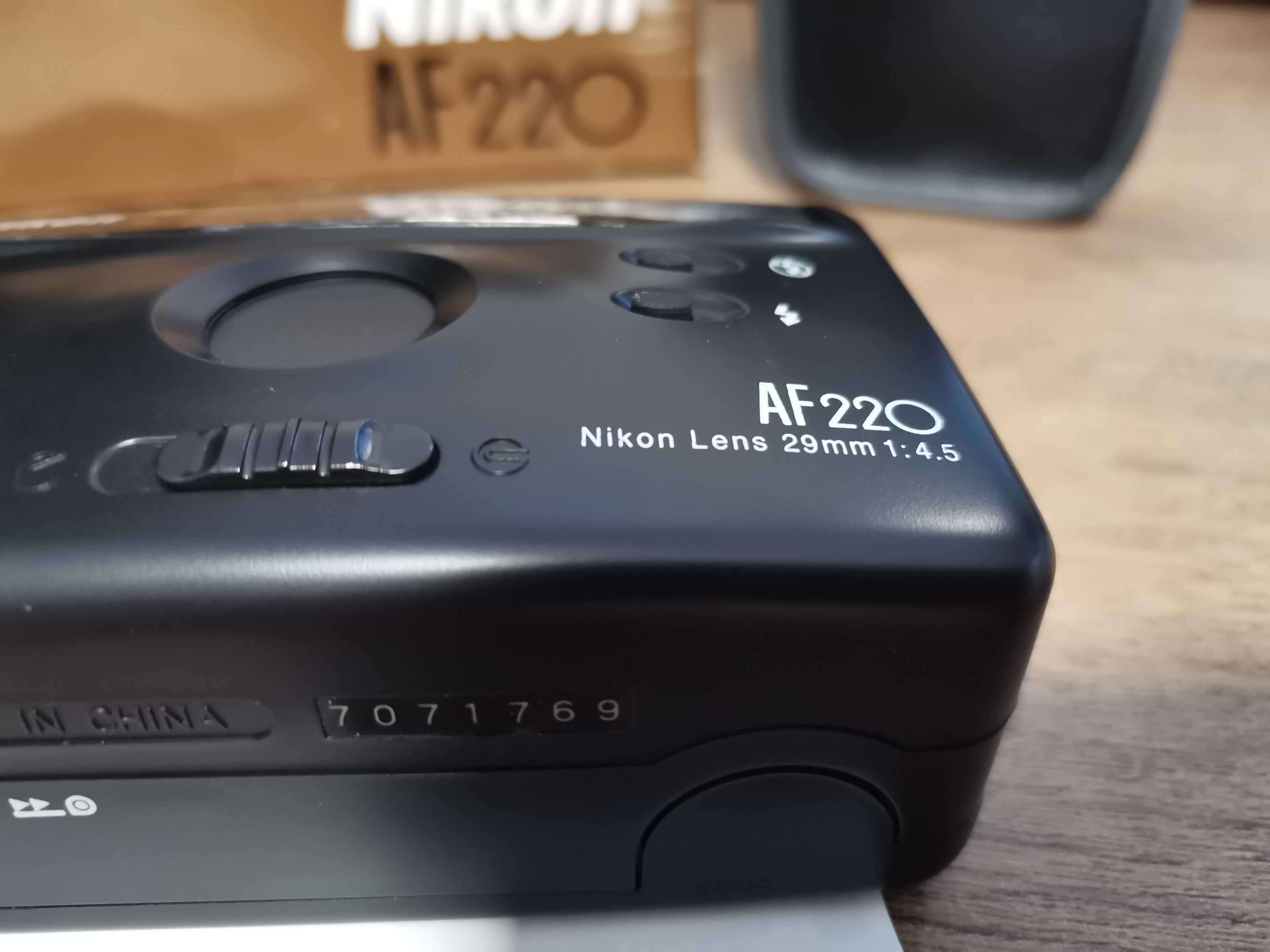 NIKON AF220, Compact Film Camera 35mm