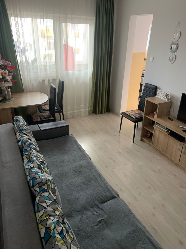 Inchiriez apartament cu o camera, zona Zorilor, str. Louis Pasteur