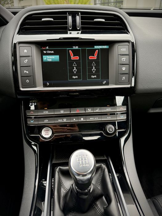 Jaguar XE 2.0d Mod 2016! Garantie 12 Luni ! P.J