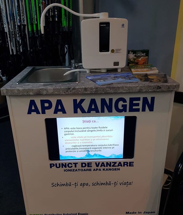 Stand cu display si chiuvetă Apa Kangen
