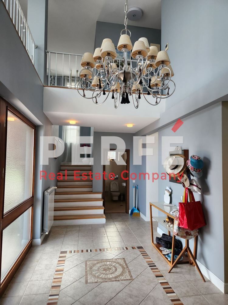 Продава се Къща в Созопол - 489 кв.м за 2045 €/кв.м - Снимка #3