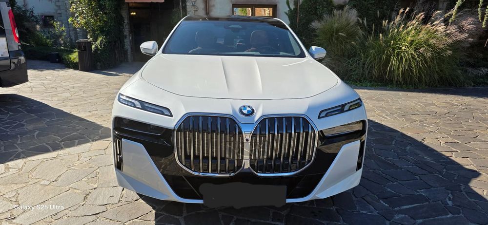 BMW Seria 7 Bmw 740d X-drive Long Mild-Hibrid  M-power 299 Cp + Electric