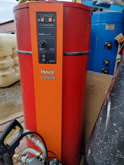 Vând centrale termice pe lemne cărbune și cu injector de ulei 28kw .