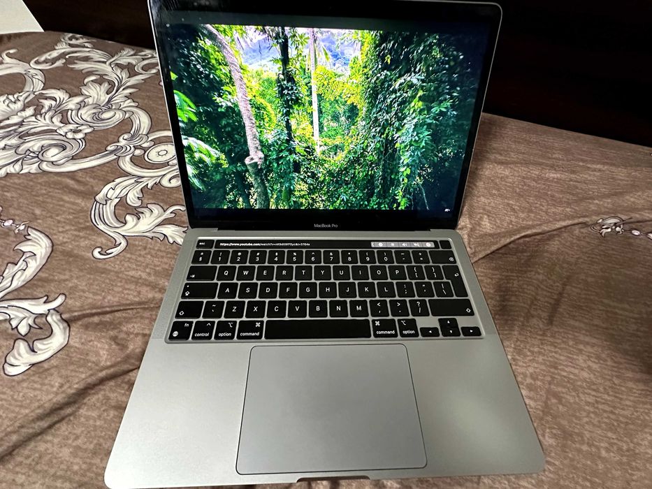 macbook pro m1 13