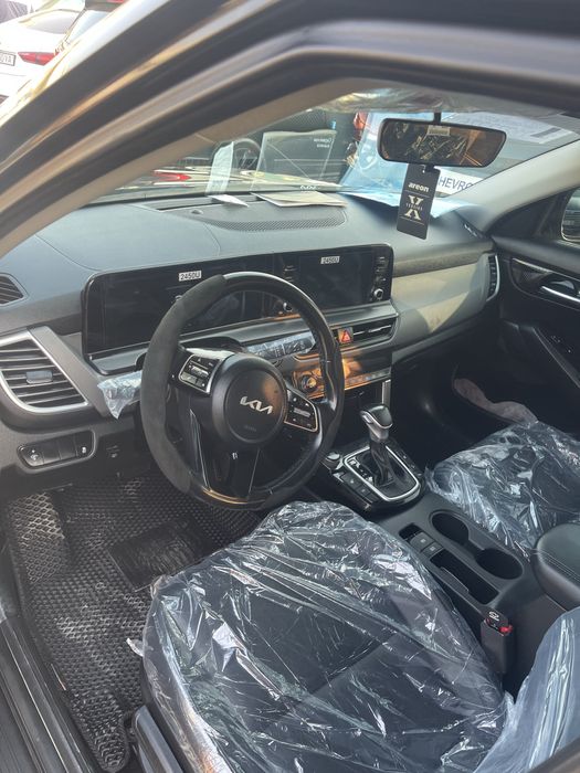 Кия селтос 2023 срочно сотилади метан 90 балон