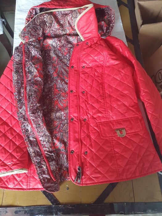 Куртка женская весенняя