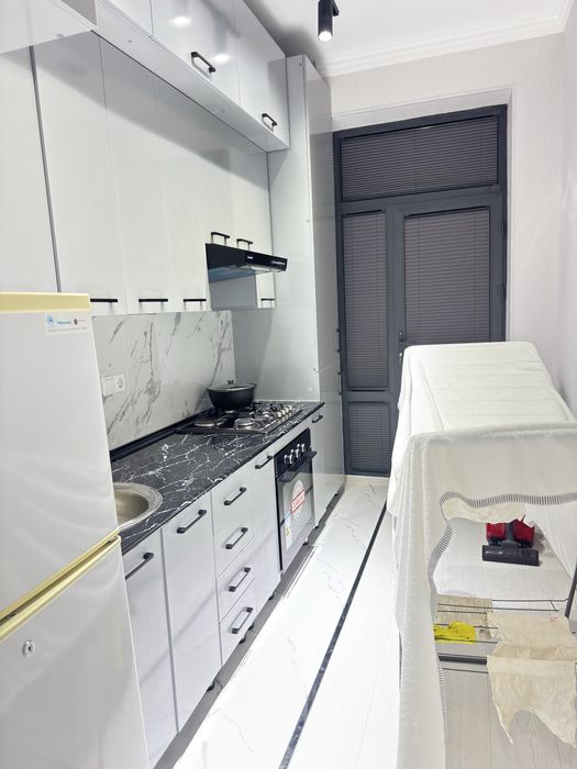 Улица - Баку ( Аренда Квартиры ) 2- комнатная ,4- этаж