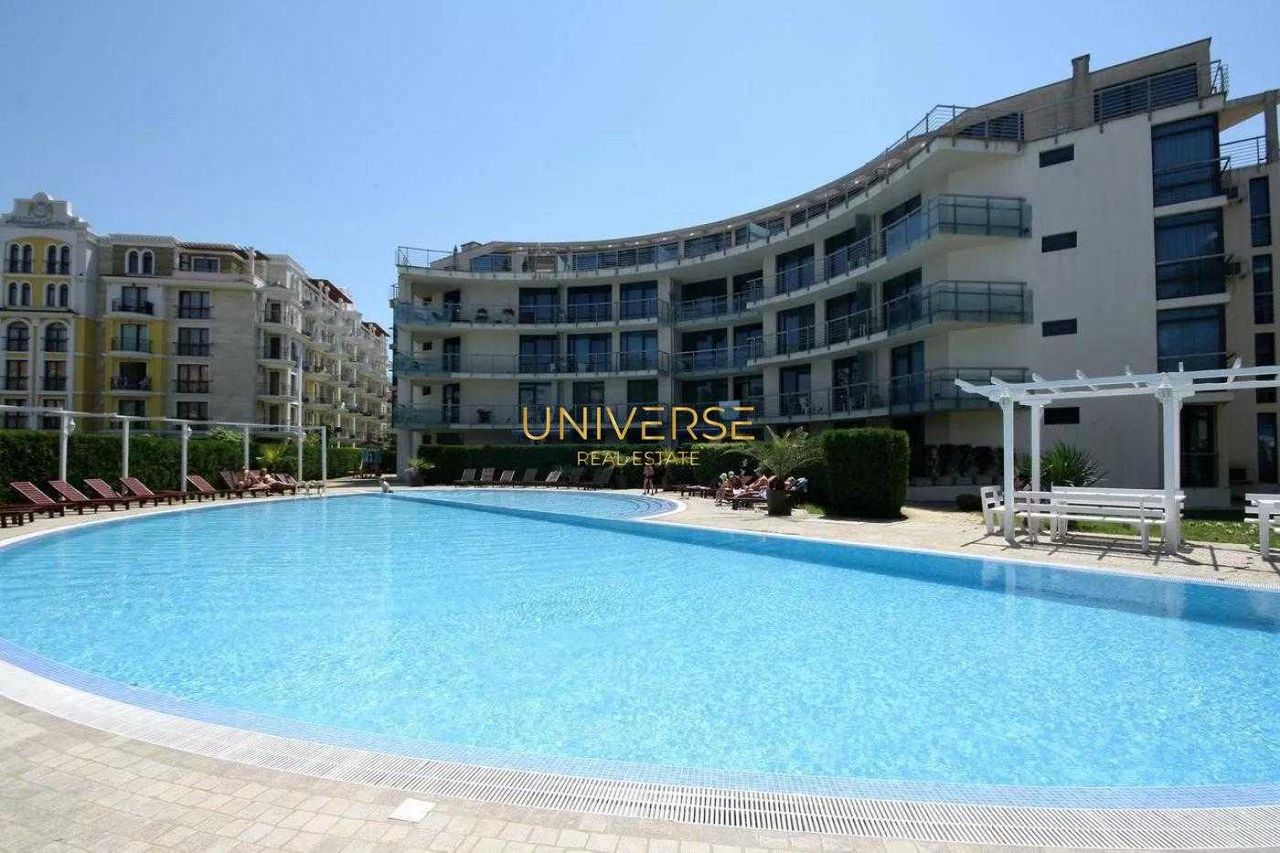 Продава се Двустаен апартамент в к.к. Слънчев бряг - 63 кв.м за 921 €/кв.м - Снимка #15