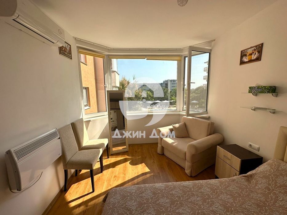 Продава се Двустаен апартамент в к.к. Слънчев бряг - 62 кв.м за 1105 €/кв.м - Снимка #4