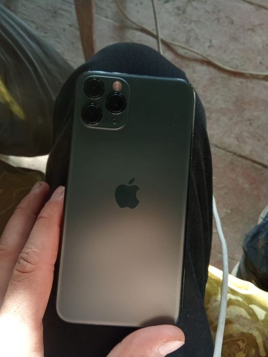 Обмен айфон 11 про все работаен в ремонте не был все радное стоить