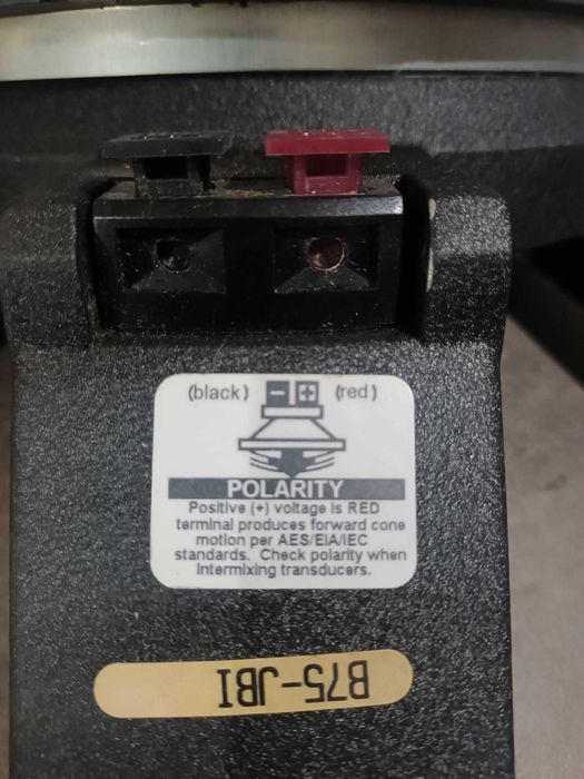Basi XA2 cu difuzoare JBL 1000W bucata