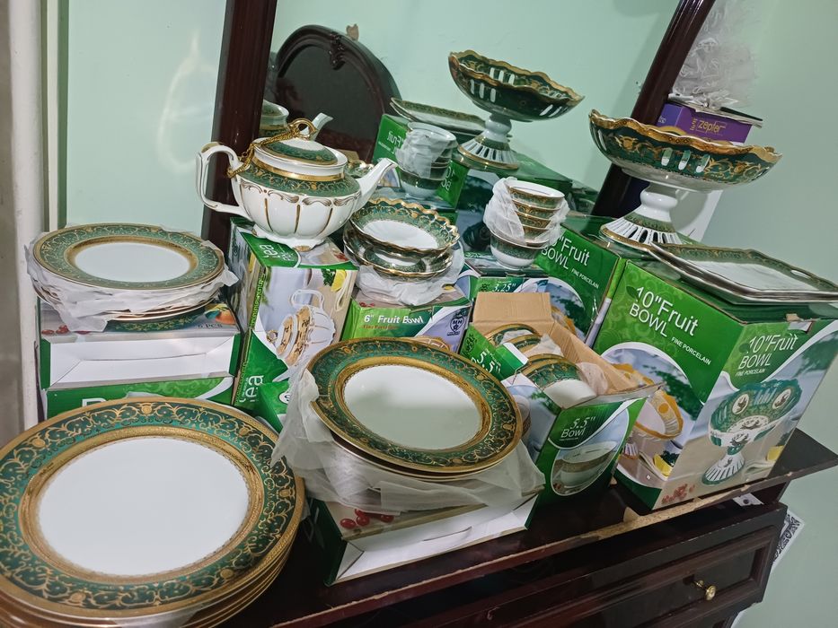 Посуда янги сотилади.