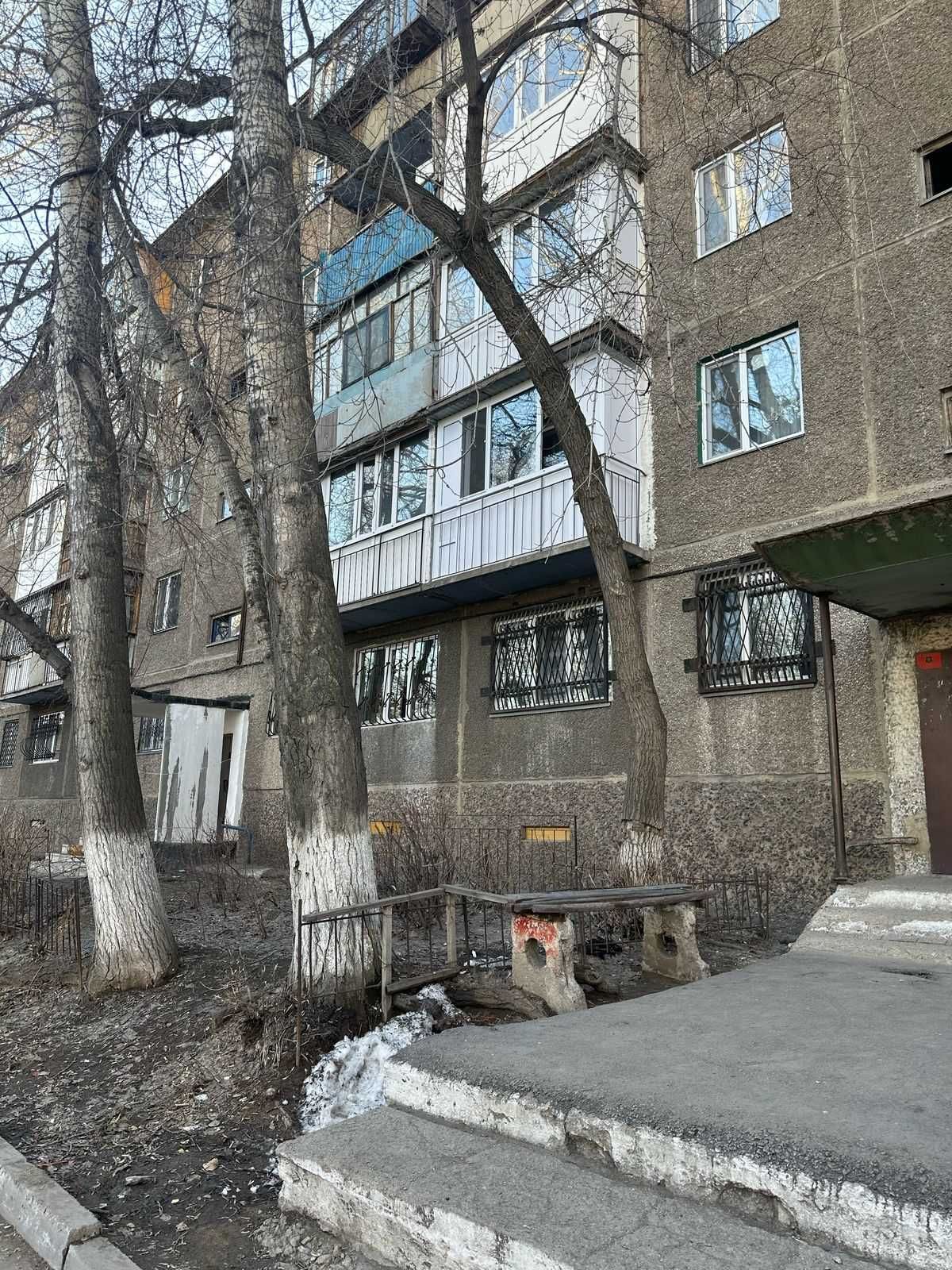 Продается 3х комн.кв  на 7 микрорайоне