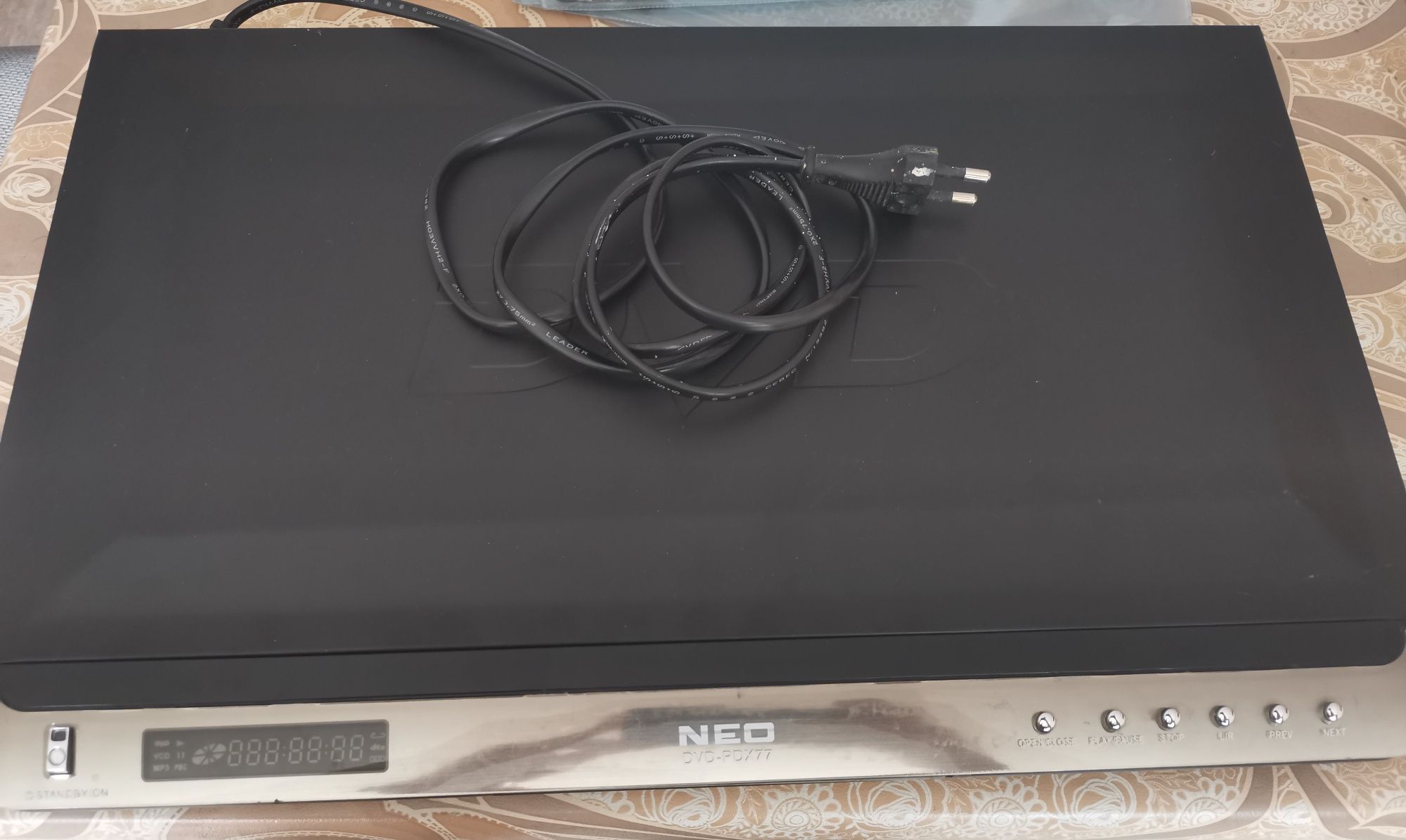 DVD player Neo работещ