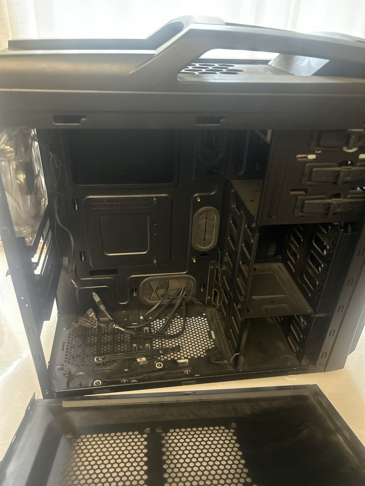 Компьютерный корпус cooler Master